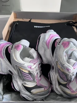 Alternative view of BALENCIAGA Sneakers Fabric & EVA EU35-46 D10202608030730
