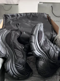Alternative view of BALENCIAGA Sneakers Leather & Mesh EU35-46 D10202608030726