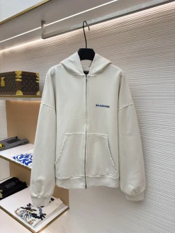 BALENCIAGA Sweaters S-L B25202608060278