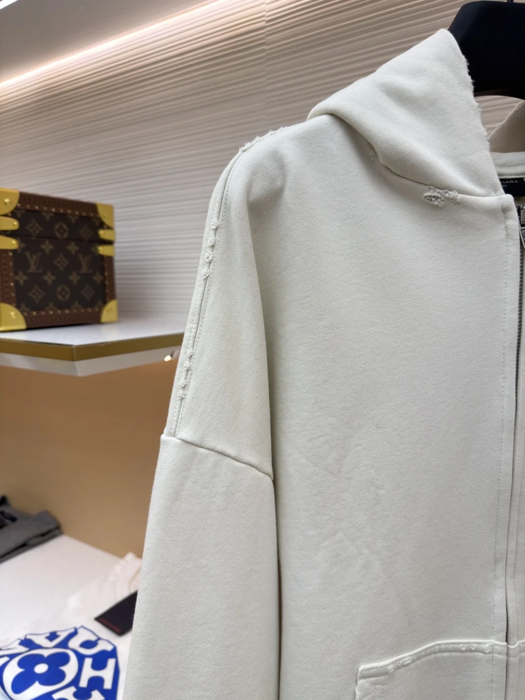 BALENCIAGA Sweaters S-L B25202608060278 - Image 4
