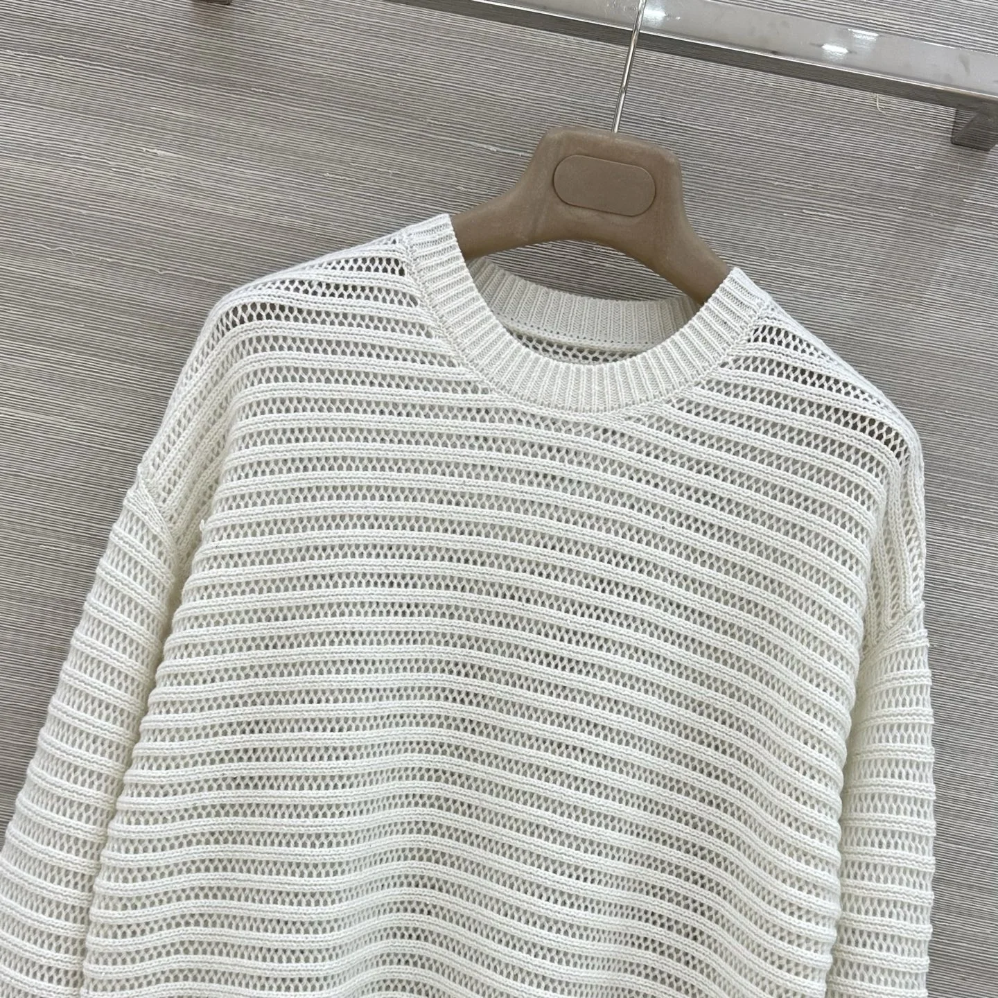 BALENCIAGA T-shirts Cotton Sequins S-L D05202608041097 - Image 2