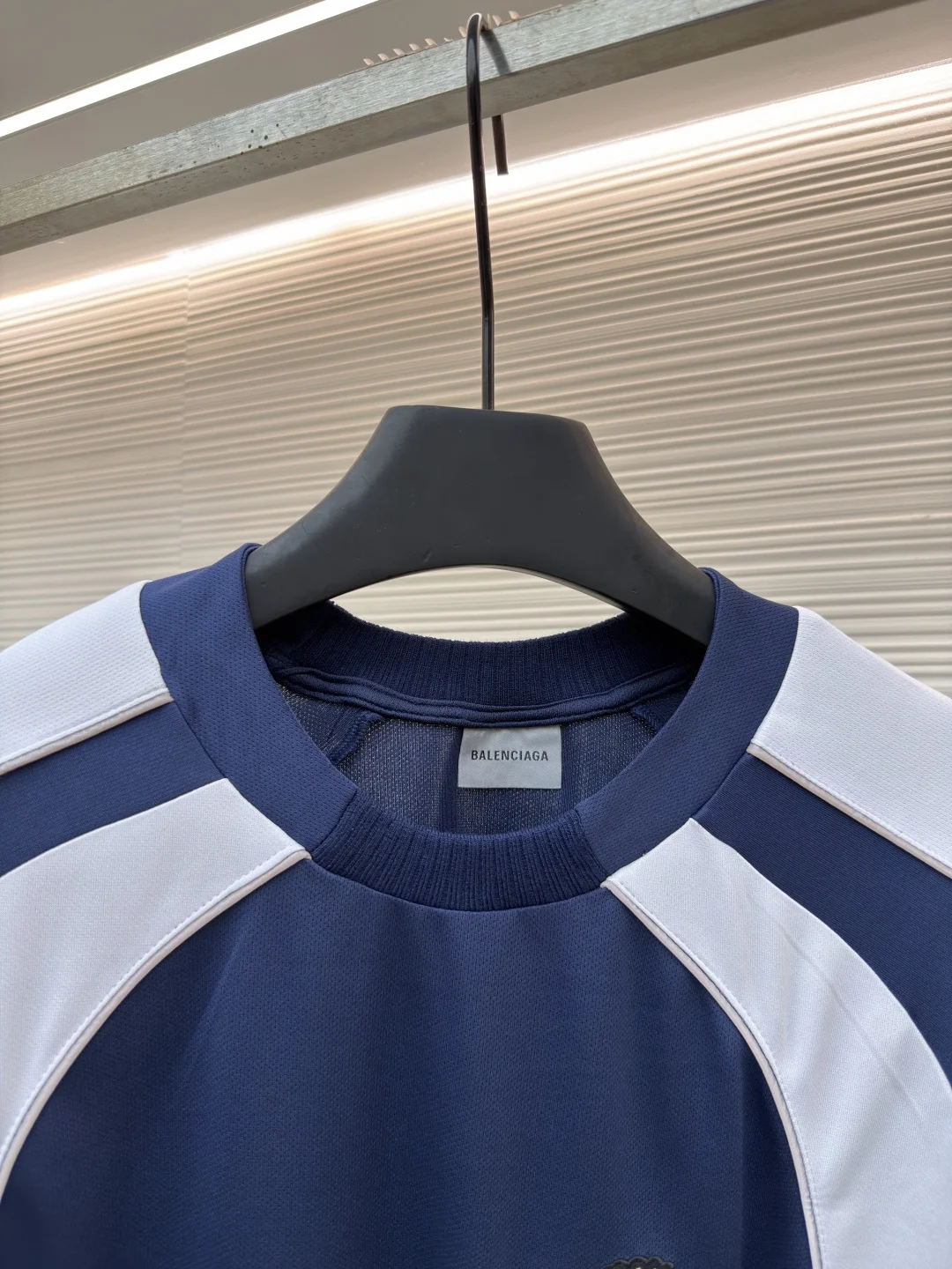 BALENCIAGA T-shirts S-L A45202608060323 - Image 3