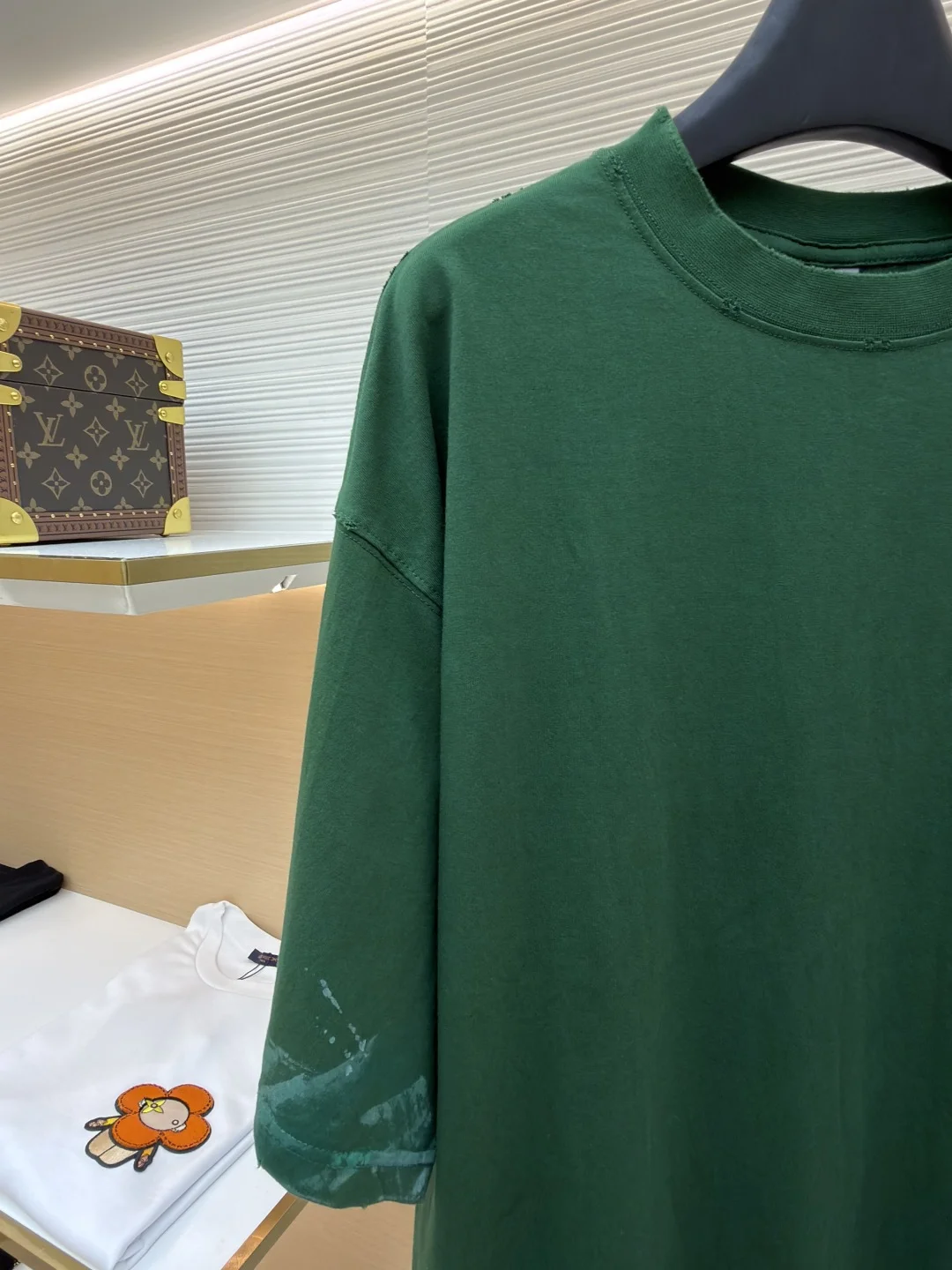 BALENCIAGA T-shirts S-L A70202608060431 - Image 4