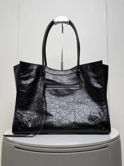 BALENCIAGA Totes Bags Leather (Black) 39X12X29CM G00202608100393