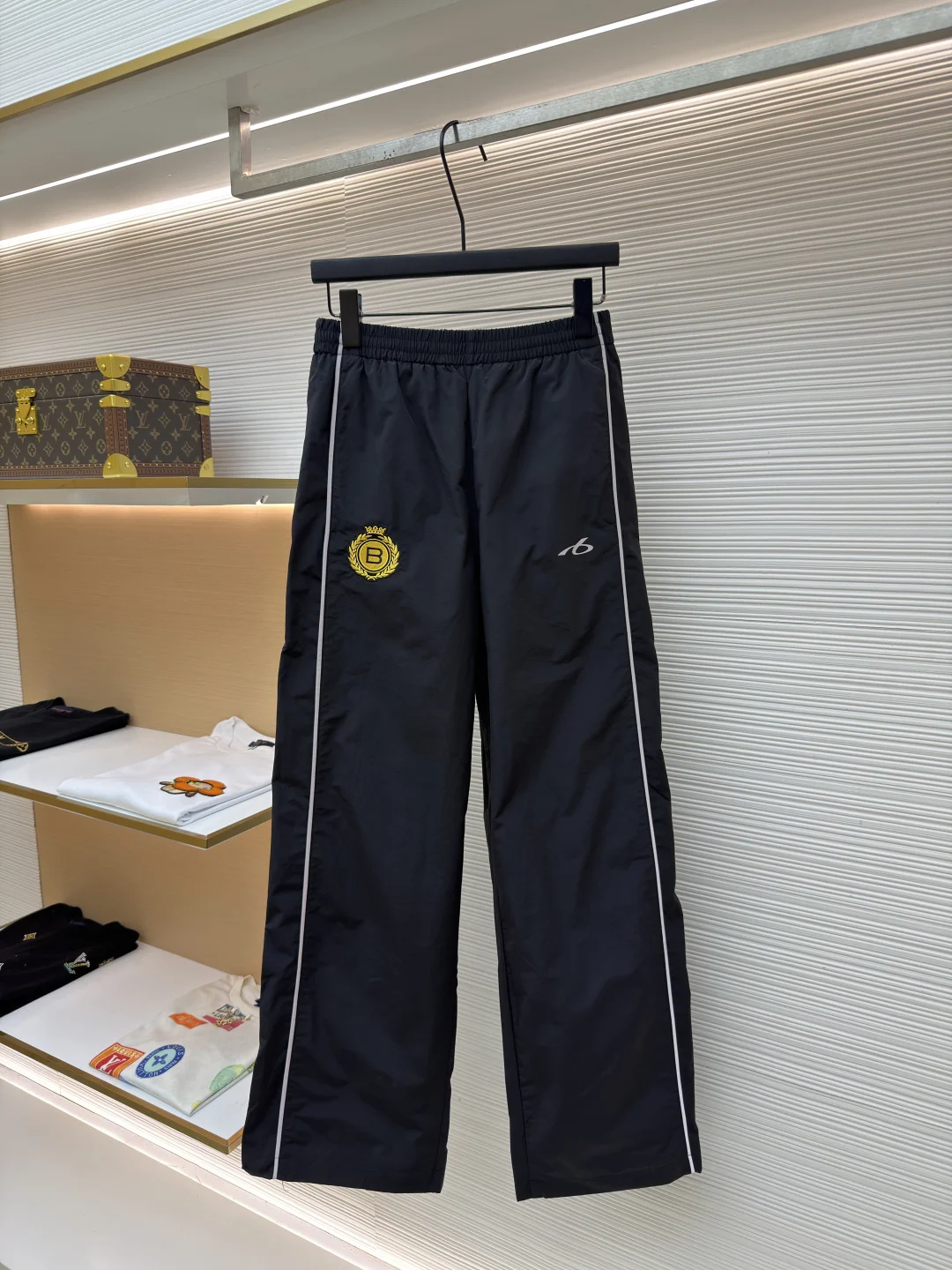 BALENCIAGA Trousers Nylon Woven XS-M A85202608060461