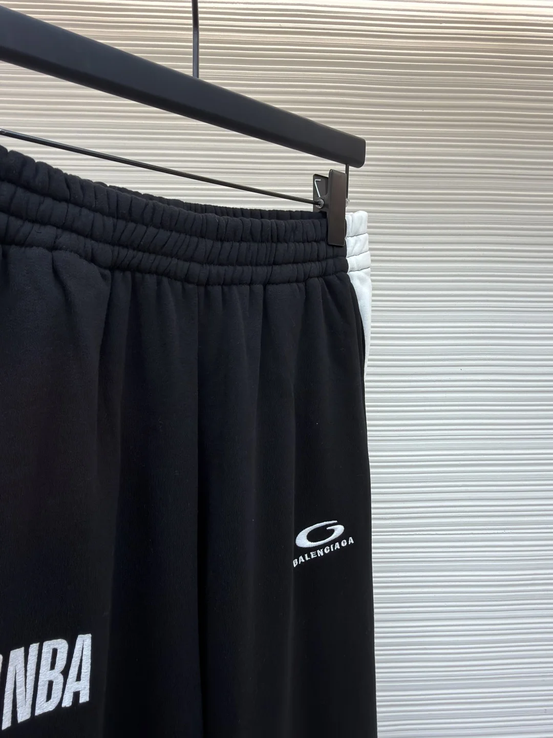 BALENCIAGA Trousers S-L B25202608060343 - Image 8