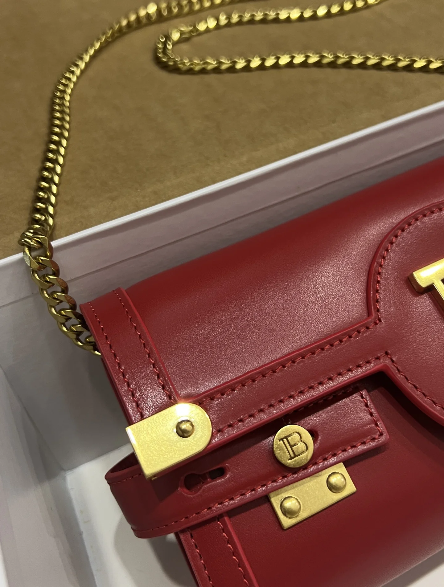 BALMAIN Shoulder Bags Calf Leather (Red-Gold) 23X12X6CM F80202608100282 - Image 5