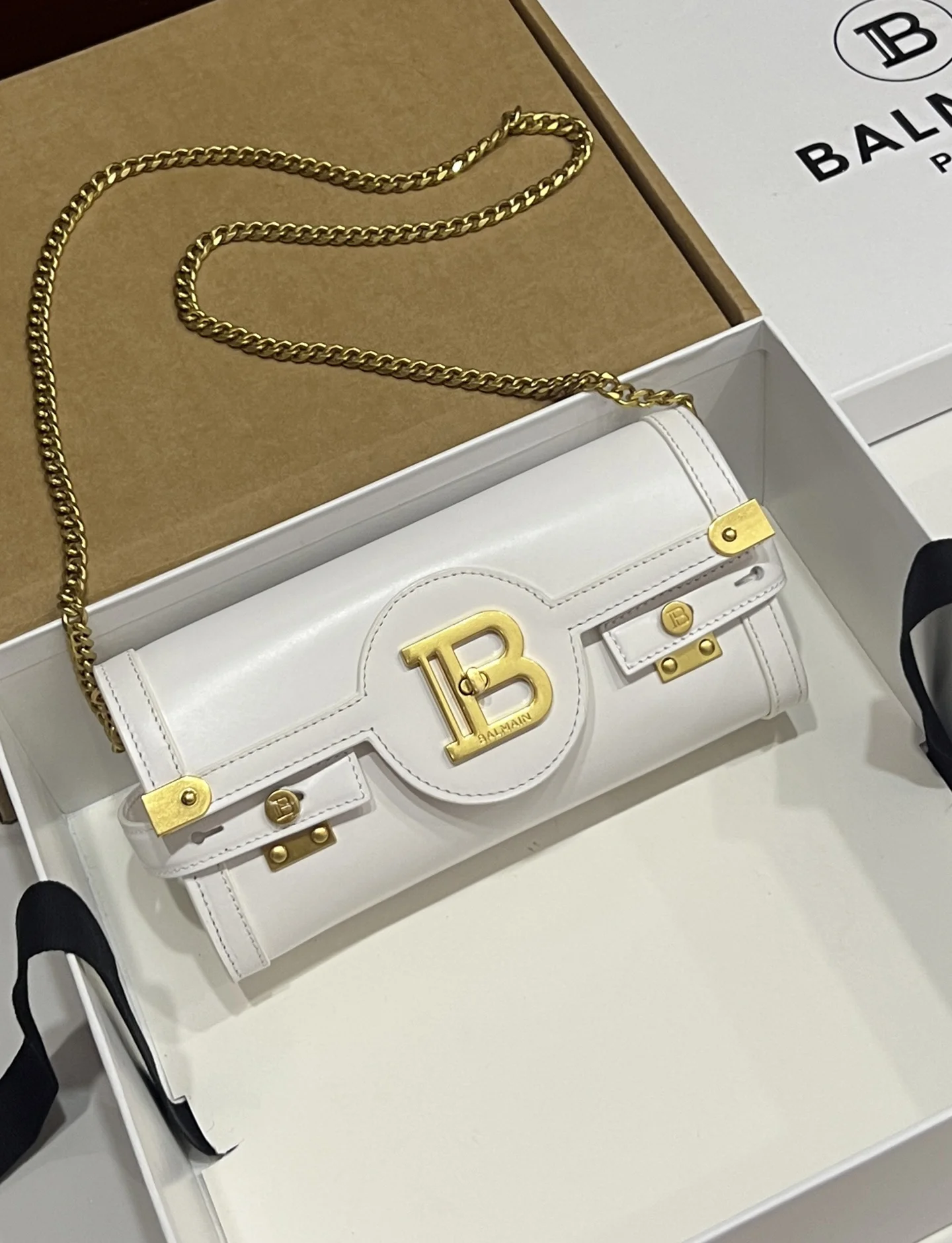 BALMAIN Shoulder Bags Calf Leather (White-Gold) 23X12X6CM F80202608100279