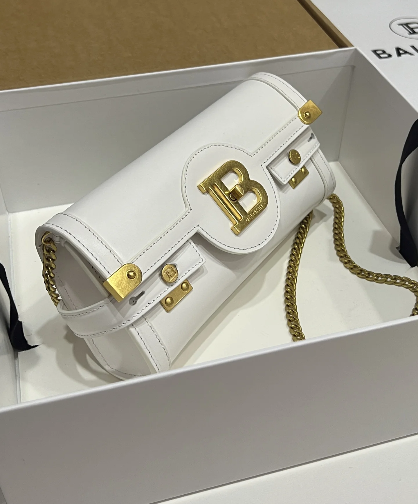 BALMAIN Shoulder Bags Calf Leather (White-Gold) 23X12X6CM F80202608100279 - Image 2