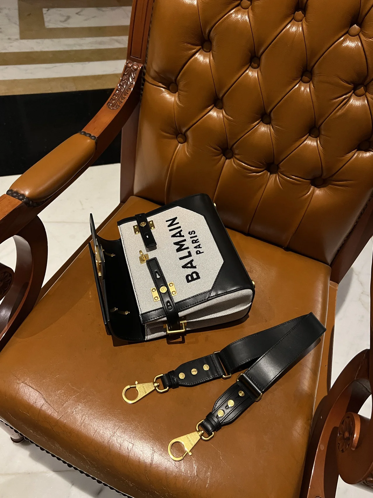 BALMAIN Shoulder Bags Canvas Leather (Black-Gold-White) 23X20X11CM H50202608100287 - Image 8