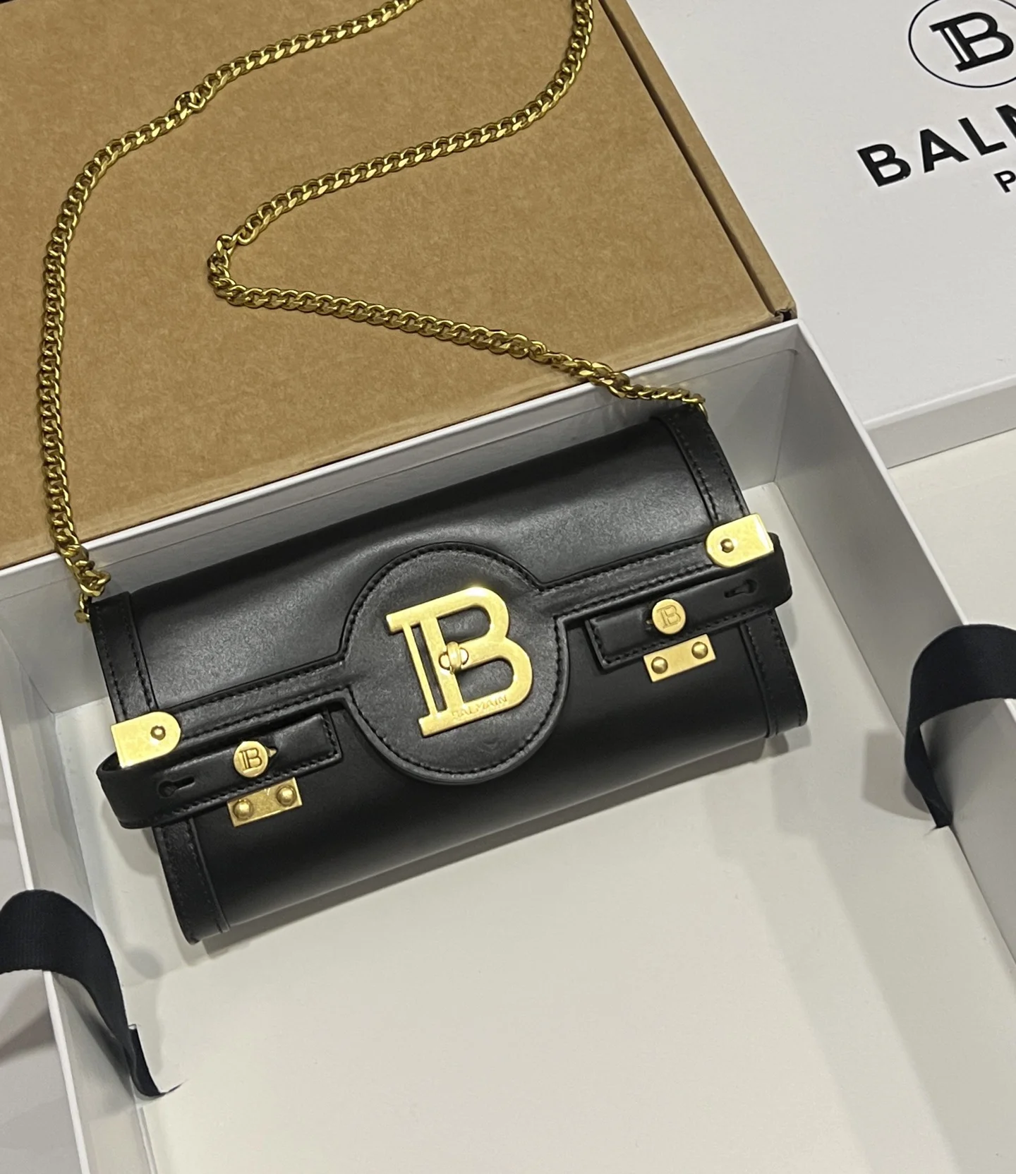 BALMAIN Shoulder Bags Leather (Black-Gold) 23X12X6CM F80202608100281