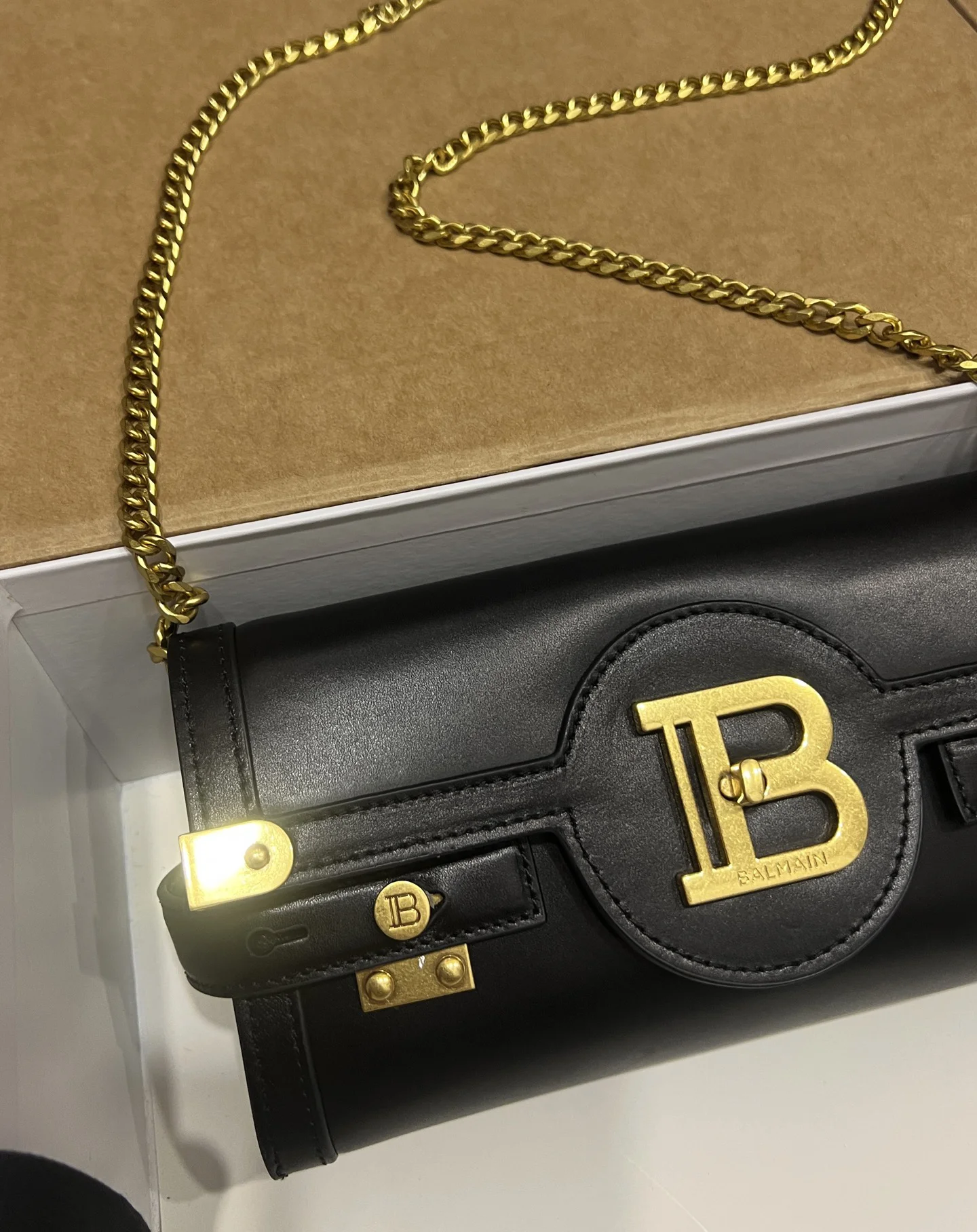 BALMAIN Shoulder Bags Leather (Black-Gold) 23X12X6CM F80202608100281 - Image 4