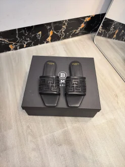 BALMAIN Slides Leather EU36-42 B70202608031394