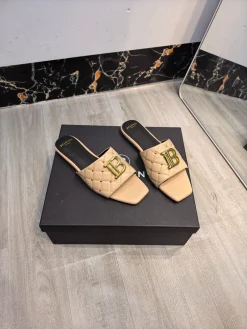 Alternative view of BALMAIN Slides Leather EU36-42 B80202608031397
