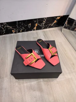Alternative view of BALMAIN Slides Leather EU36-42 B90202608031407