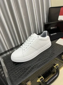 BOSS Sneakers Calf Leather EU38-44 B00202608030126