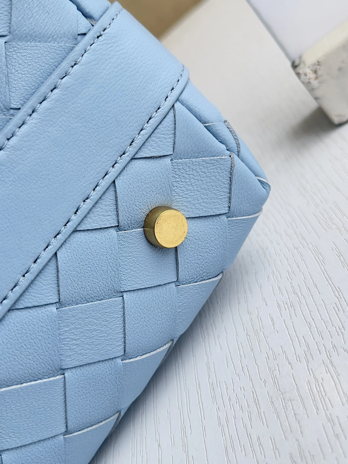 BOTTEGA VENETA Bucket Bags Intrecciato Leather (Blue) 22X13X9CM F80202608080212 - Image 4