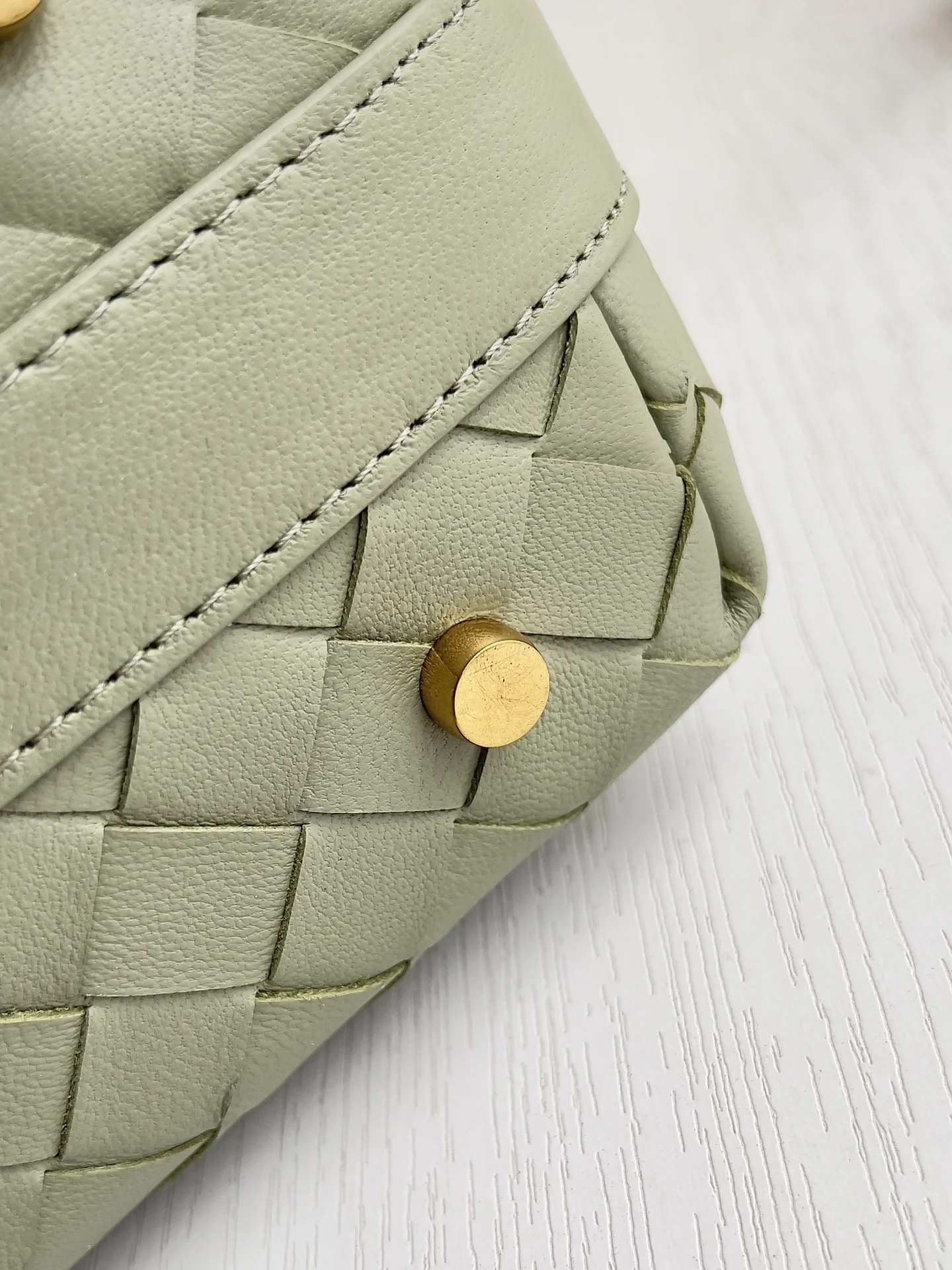 BOTTEGA VENETA Bucket Bags Intrecciato Leather (Green) 22X13X9CM F80202608080208 - Image 4