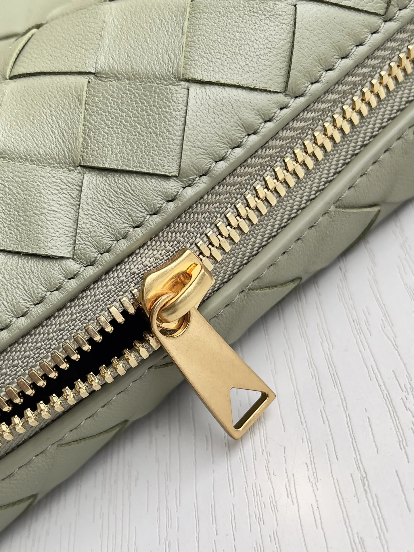 BOTTEGA VENETA Bucket Bags Intrecciato Leather (Green) 22X13X9CM F80202608080208 - Image 6