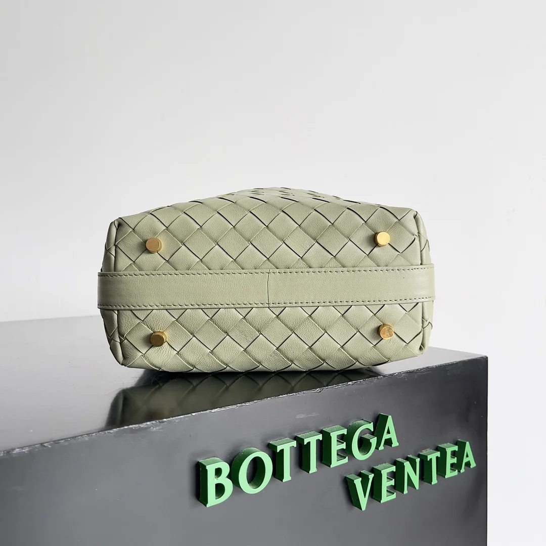 BOTTEGA VENETA Bucket Bags Nappa Lambskin (Green) 22X13X9 F80202608080236 - Image 3