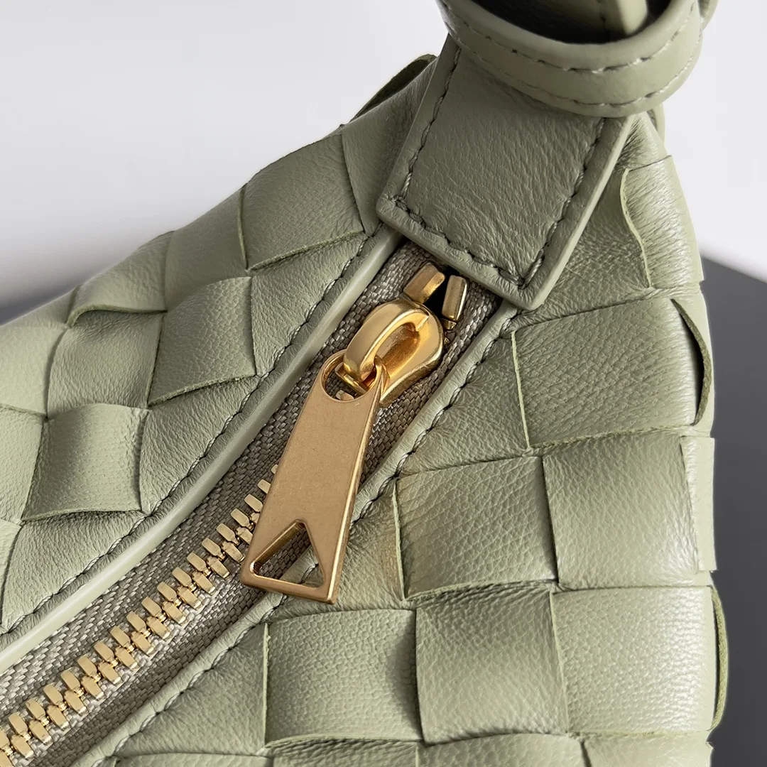 BOTTEGA VENETA Bucket Bags Nappa Lambskin (Green) 22X13X9 F80202608080236 - Image 6