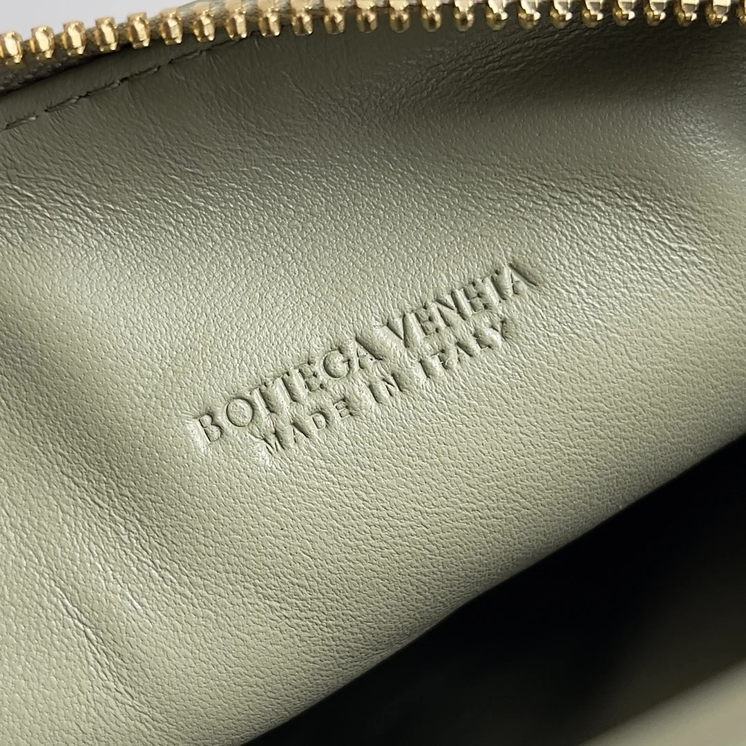 BOTTEGA VENETA Bucket Bags Nappa Lambskin (Green) 22X13X9 F80202608080236 - Image 8