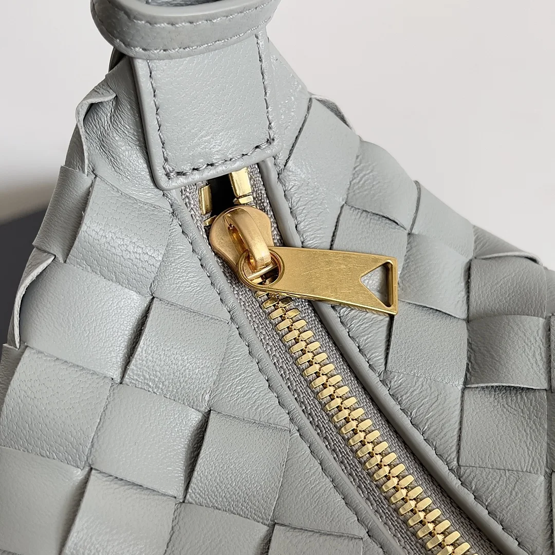 BOTTEGA VENETA Bucket Bags Nappa Lambskin (Grey) 22X13X9 F80202608080241 - Image 6
