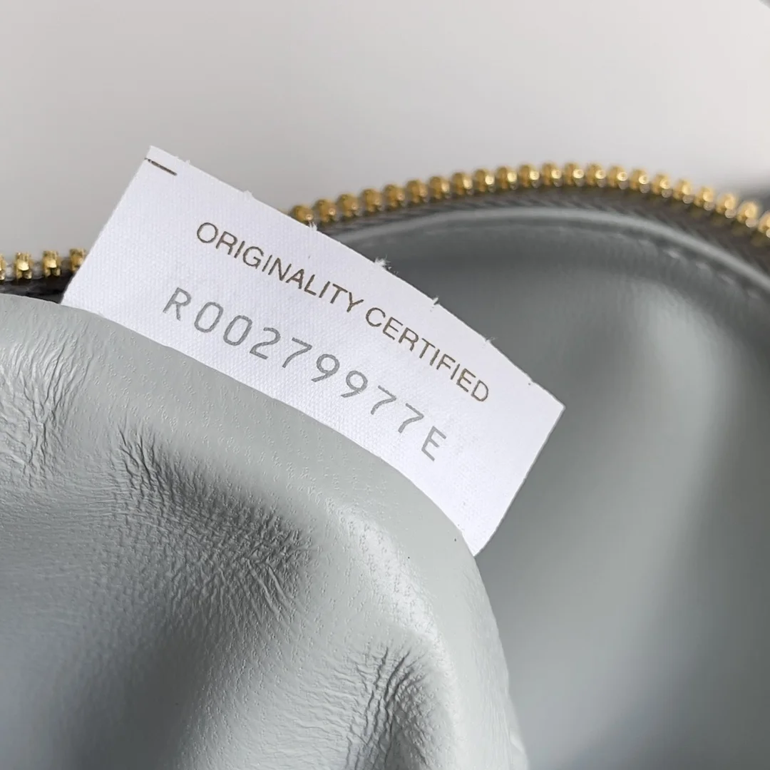 BOTTEGA VENETA Bucket Bags Nappa Lambskin (Grey) 22X13X9 F80202608080241 - Image 8
