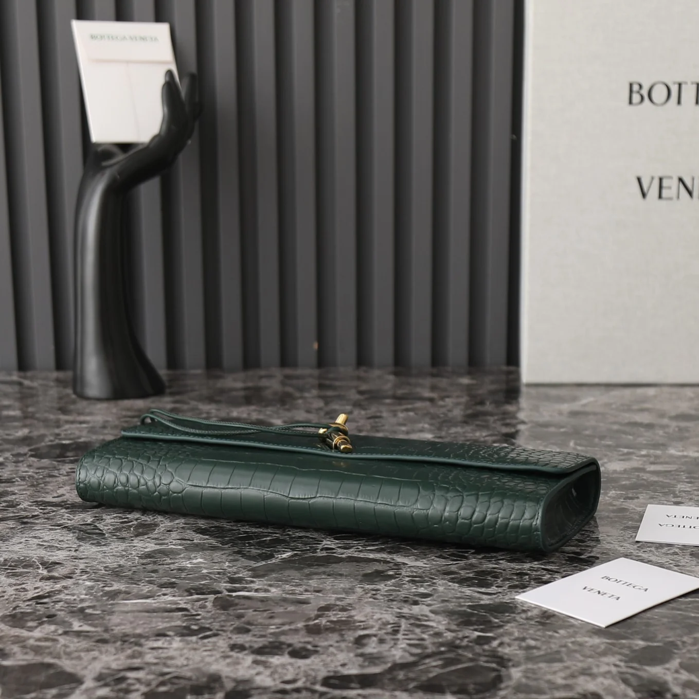 BOTTEGA VENETA Clutches Bags Intrecciato Leather (Green-Gold) 31X13X3 G10202608080776 - Image 5