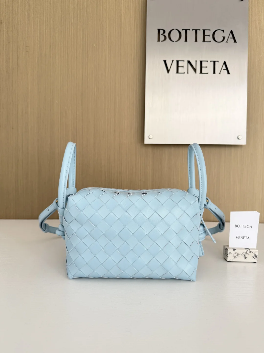 BOTTEGA VENETA Crossbody Bags Leather (Blue) 19X12X9CM F80202608080144