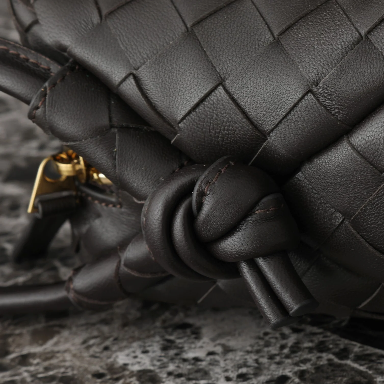 BOTTEGA VENETA Crossbody Bags Soft Lambskin (Brown) 19X12X9CM F80202608080191 - Image 5