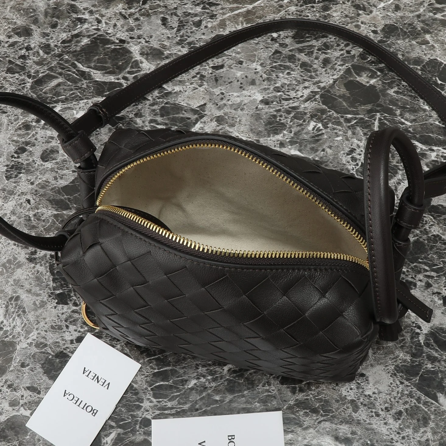 BOTTEGA VENETA Crossbody Bags Soft Lambskin (Brown) 19X12X9CM F80202608080191 - Image 7