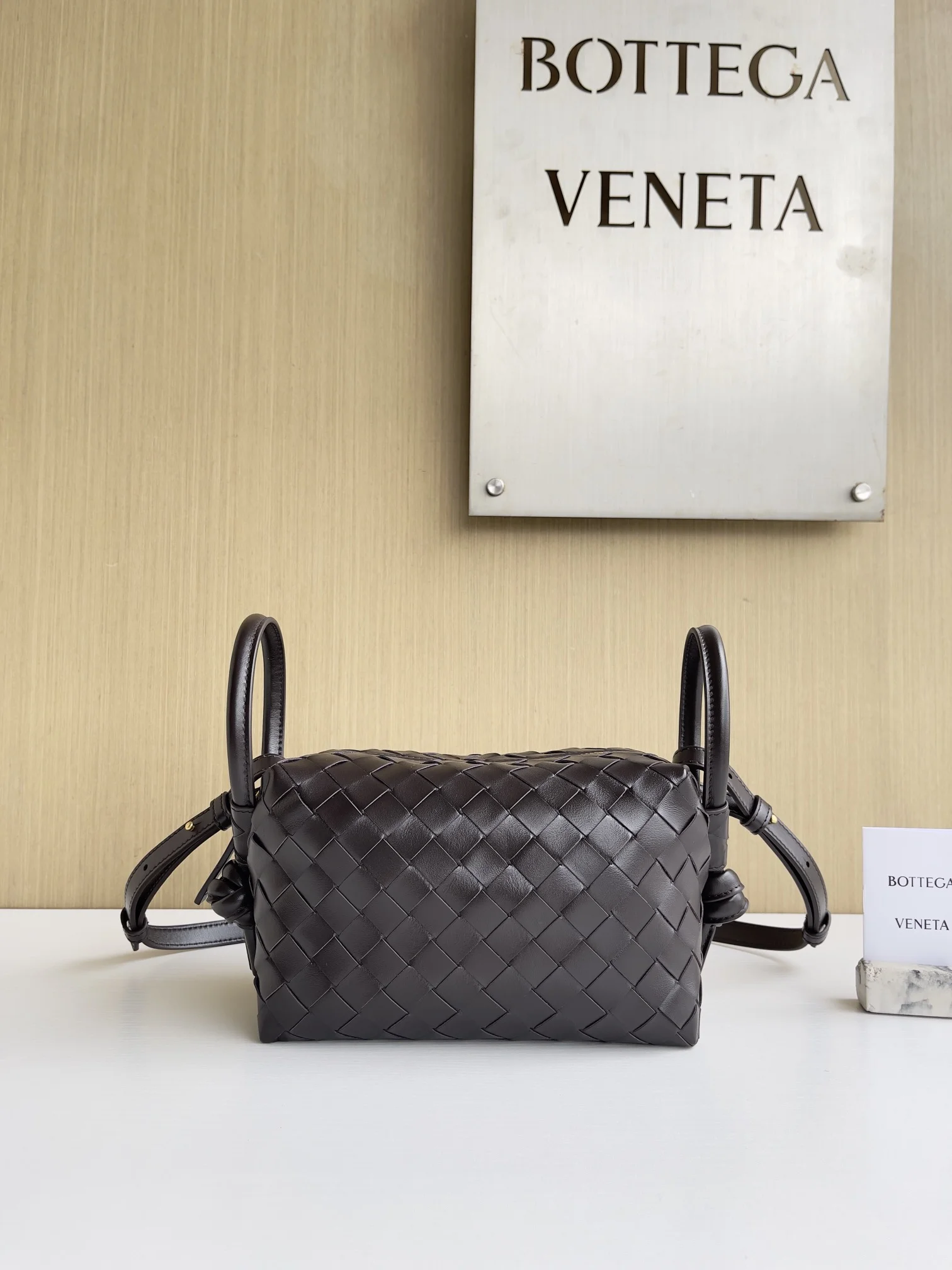 BOTTEGA VENETA Shoulder Bags (Brown) 19X12X9CM F80202608080178