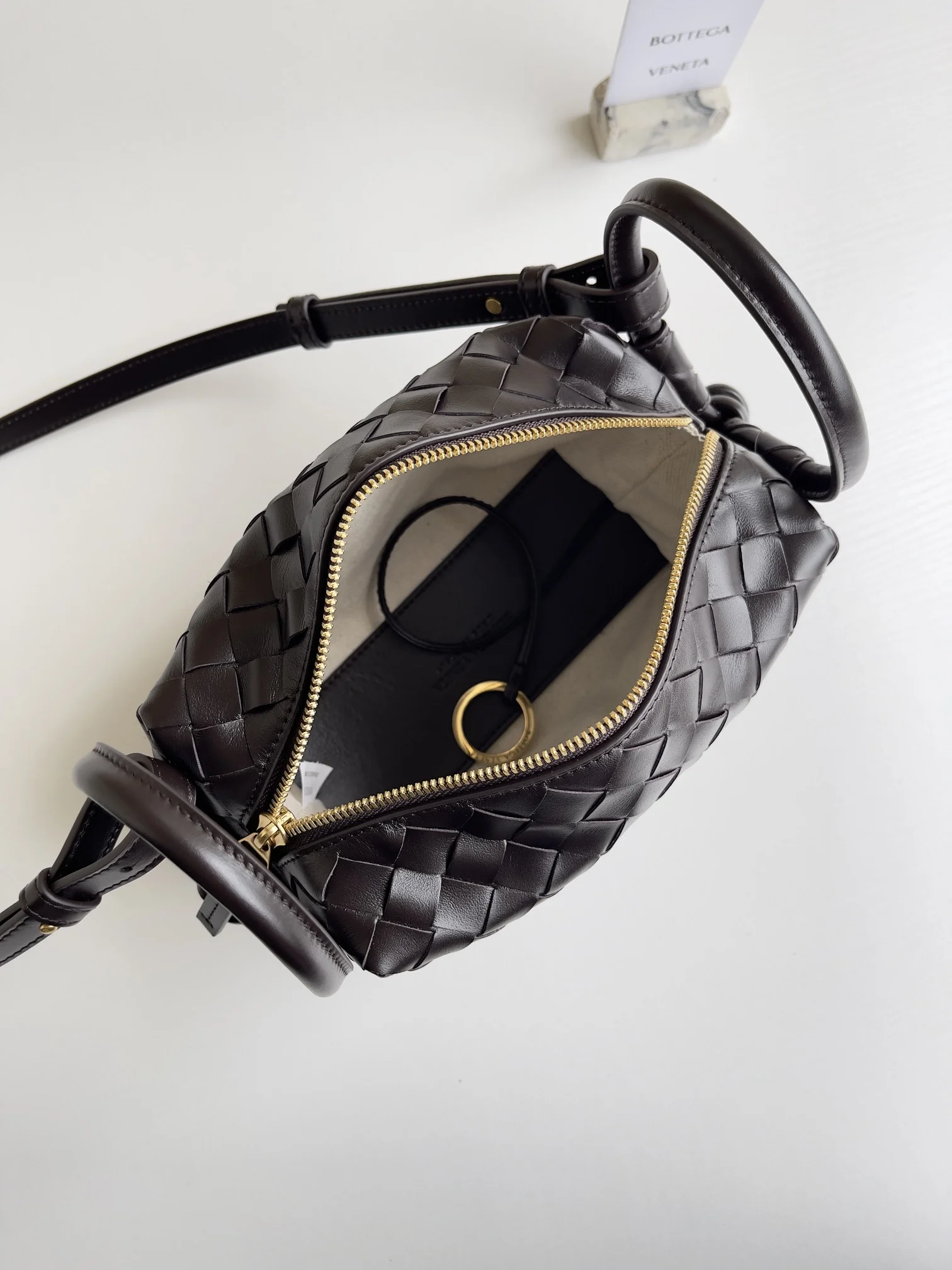 BOTTEGA VENETA Shoulder Bags (Brown) 19X12X9CM F80202608080178 - Image 9