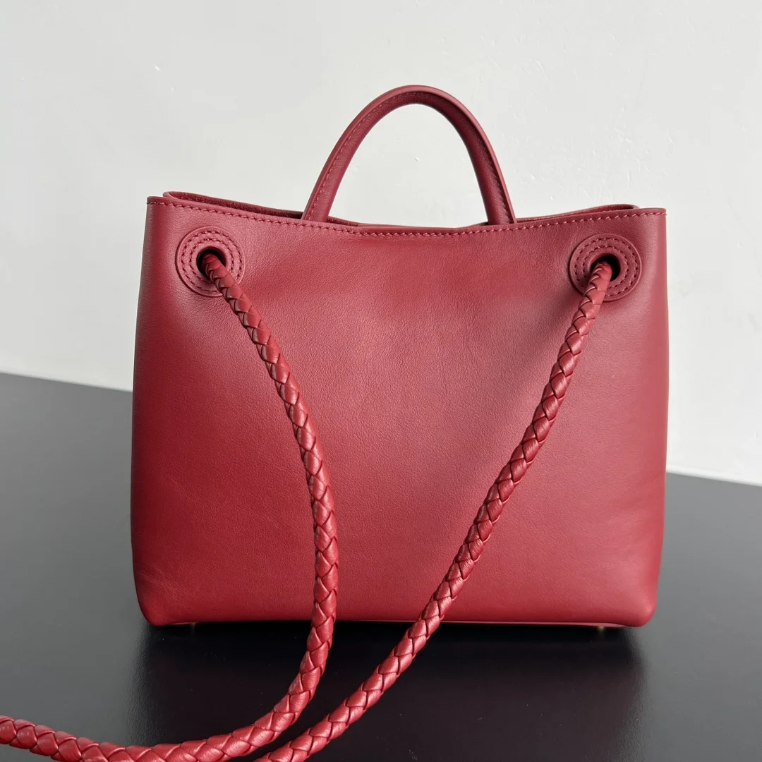 BOTTEGA VENETA Shoulder Bags Calfskin Leather (Red-Gold) 25X22X10 A080202608080857 - Image 3