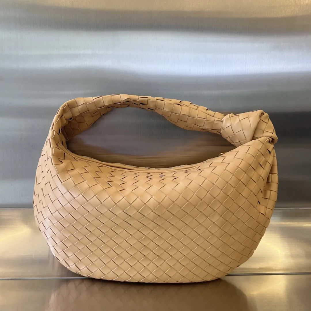 BOTTEGA VENETA Shoulder Bags Intrecciato Lambskin (Beige) 48X40X16CM I30202608080019