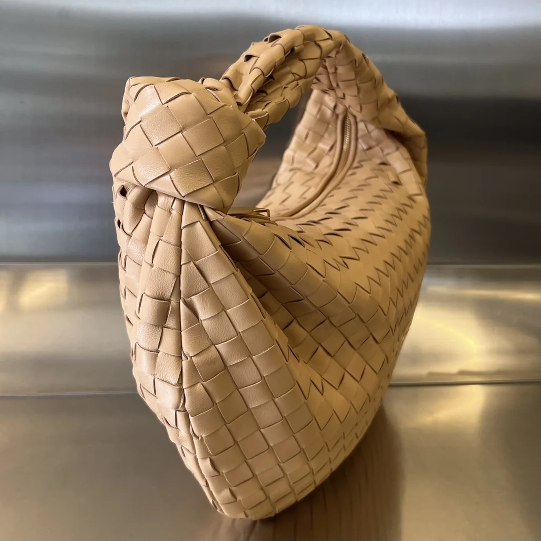 BOTTEGA VENETA Shoulder Bags Intrecciato Lambskin (Beige) 48X40X16CM I30202608080019 - Image 2