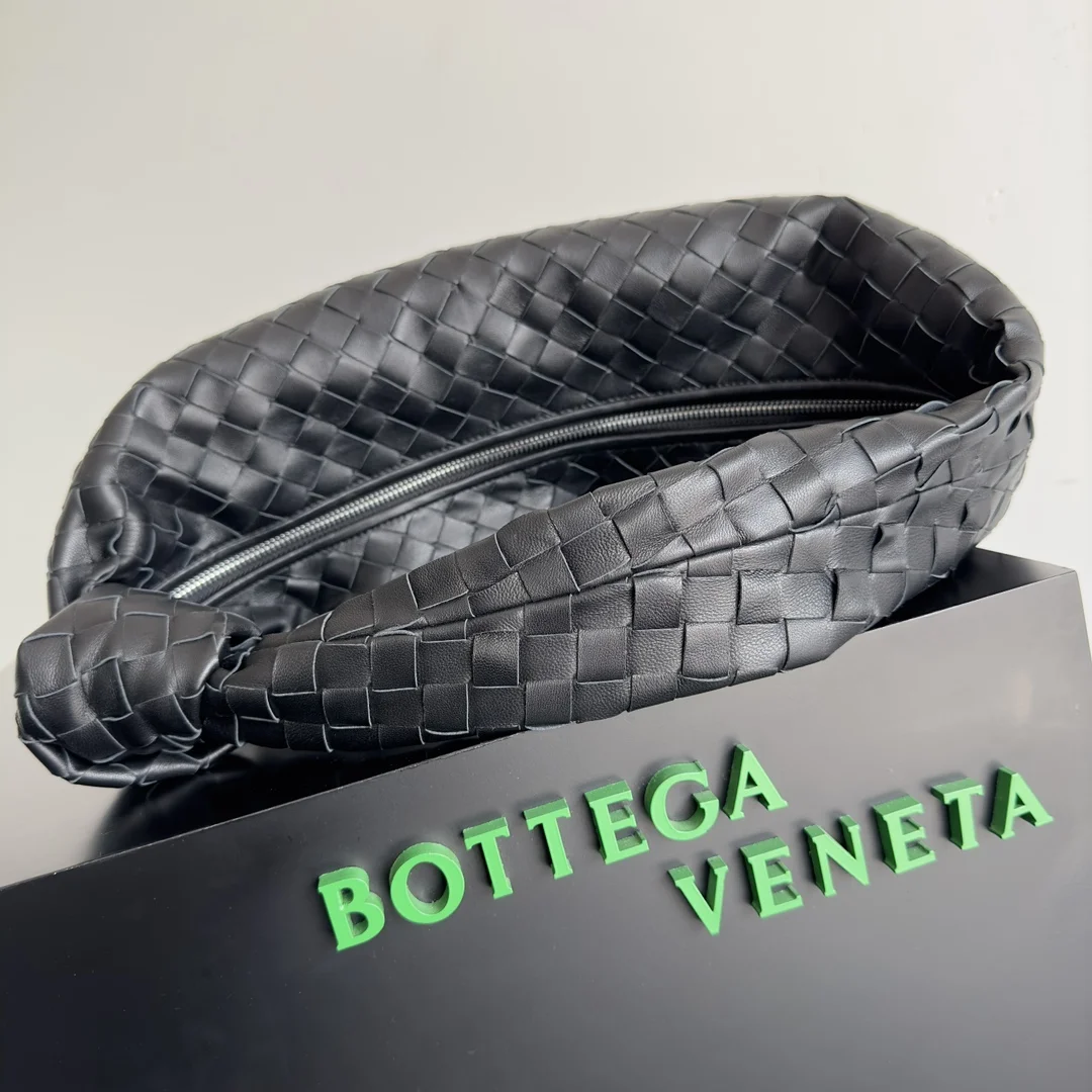 BOTTEGA VENETA Shoulder Bags Intrecciato Leather (Black) 48X40X16CM I30202608080027 - Image 4