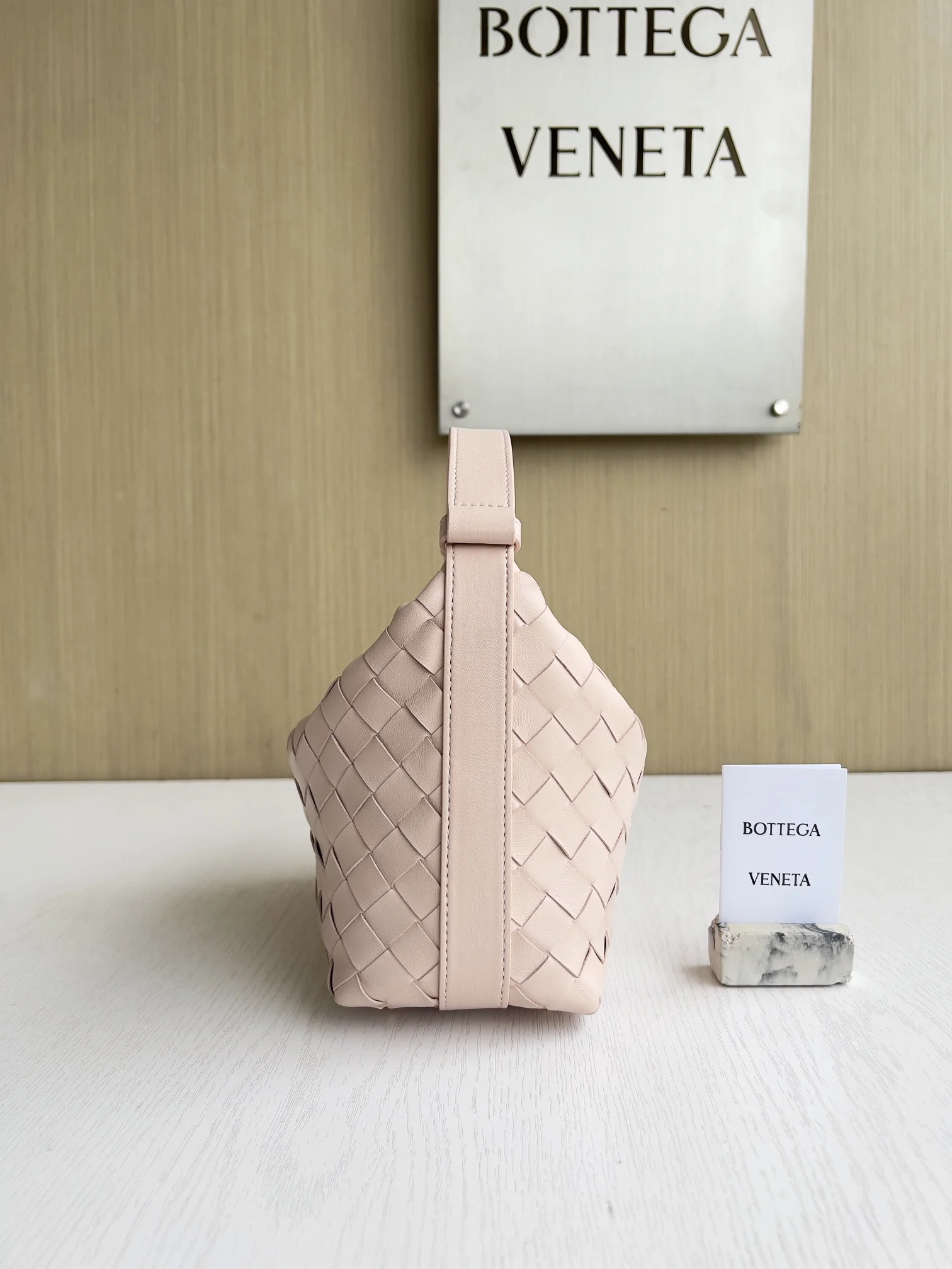 BOTTEGA VENETA Shoulder Bags Intrecciato Leather (Pink-Gold) 22X13X9CM F80202608080216 - Image 2