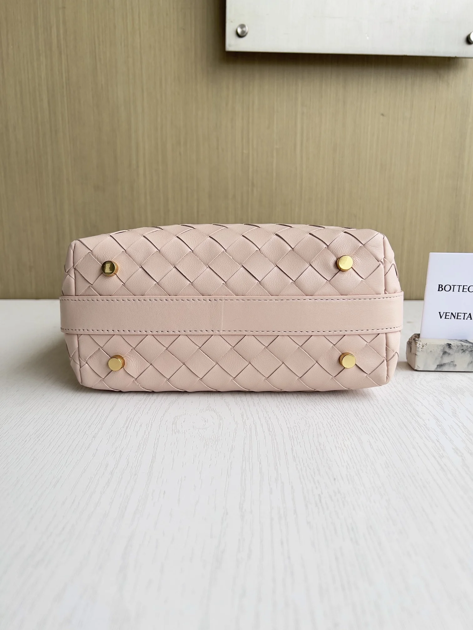 BOTTEGA VENETA Shoulder Bags Intrecciato Leather (Pink-Gold) 22X13X9CM F80202608080216 - Image 5