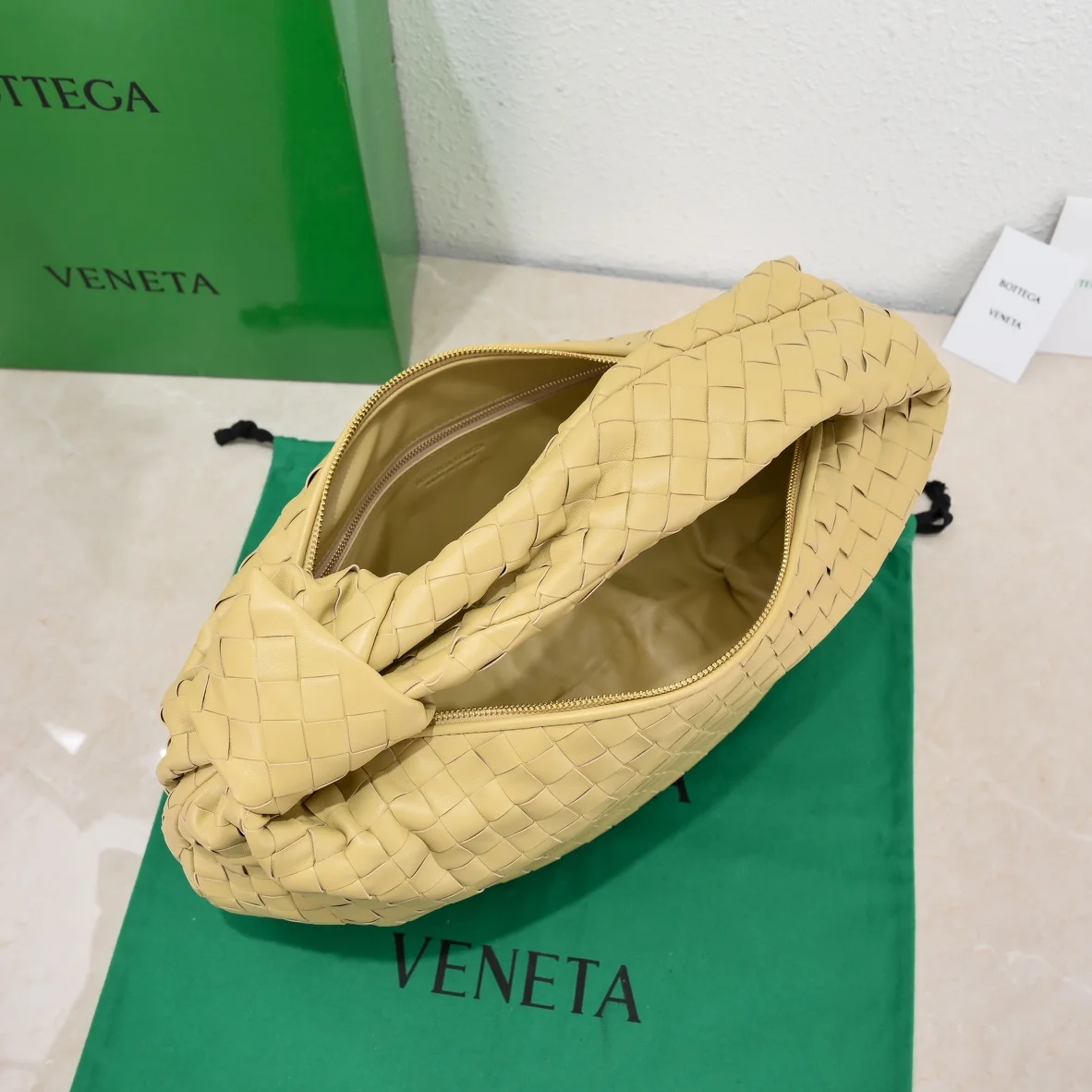 BOTTEGA VENETA Shoulder Bags Lamb Leather (Beige) 40X48X16 I30202608080093 - Image 7
