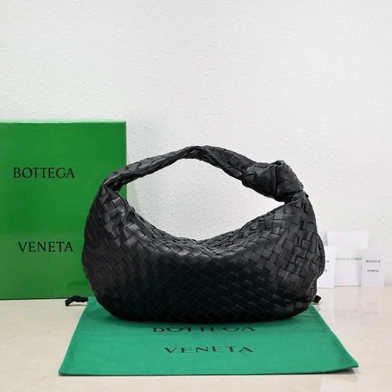 BOTTEGA VENETA Shoulder Bags Lamb Leather (Black) 40X48X16 I30202608080087