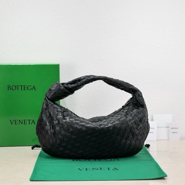 BOTTEGA VENETA Shoulder Bags Lamb Leather (Black) 40X48X16 I30202608080087 - Image 2