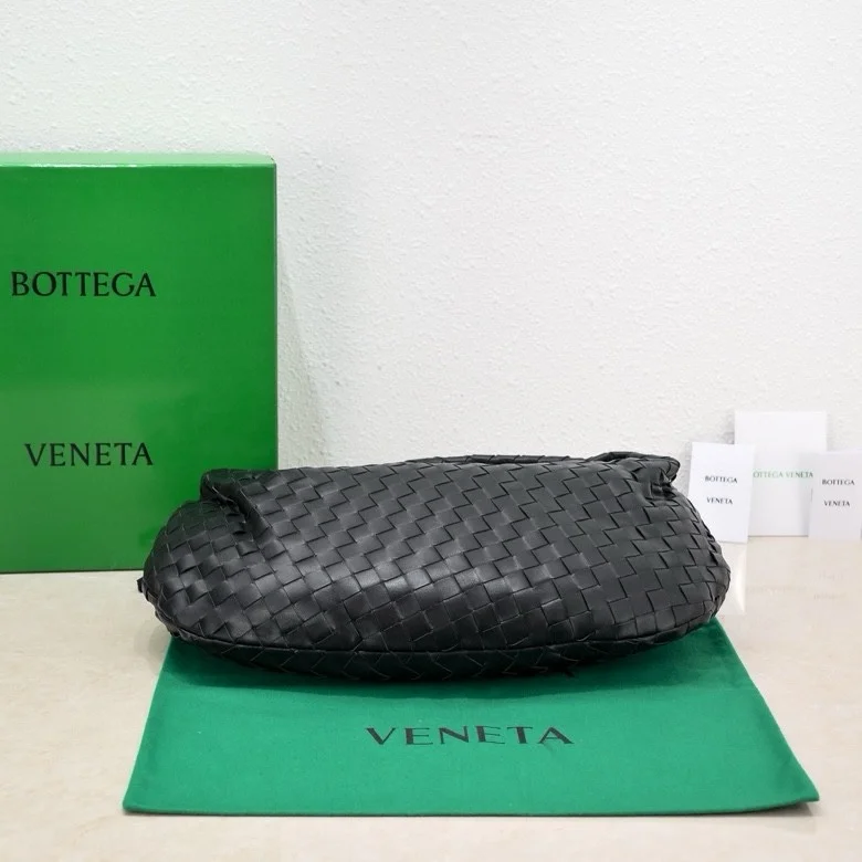 BOTTEGA VENETA Shoulder Bags Lamb Leather (Black) 40X48X16 I30202608080087 - Image 3