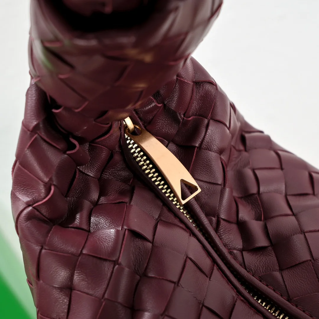 BOTTEGA VENETA Shoulder Bags Lamb Leather (Burgundy) 40X48X16 I30202608080090 - Image 6