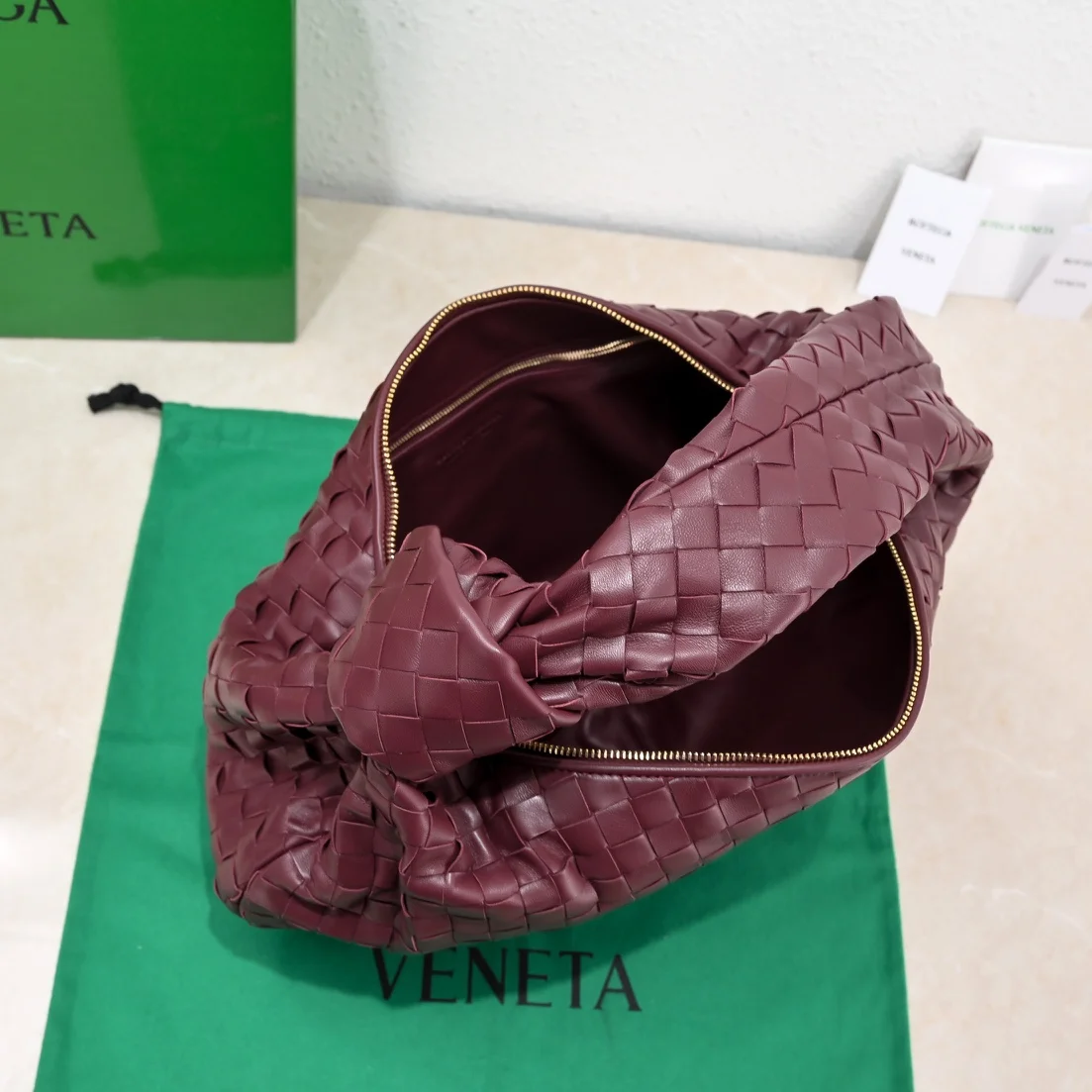 BOTTEGA VENETA Shoulder Bags Lamb Leather (Burgundy) 40X48X16 I30202608080090 - Image 7