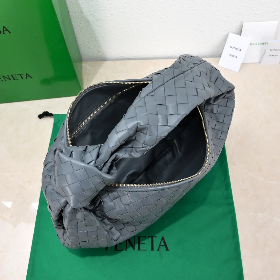 BOTTEGA VENETA Shoulder Bags Lamb Leather (Gray) 40X48X16 I30202608080094 - Image 8