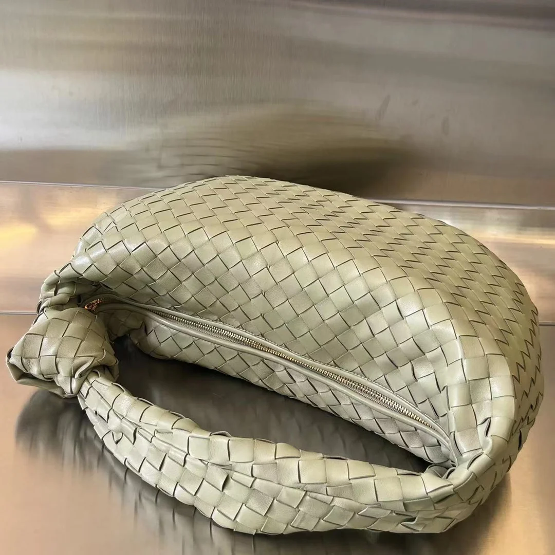 BOTTEGA VENETA Shoulder Bags Lamb Leather (Green) 48X40X16CM I30202608080015 - Image 4