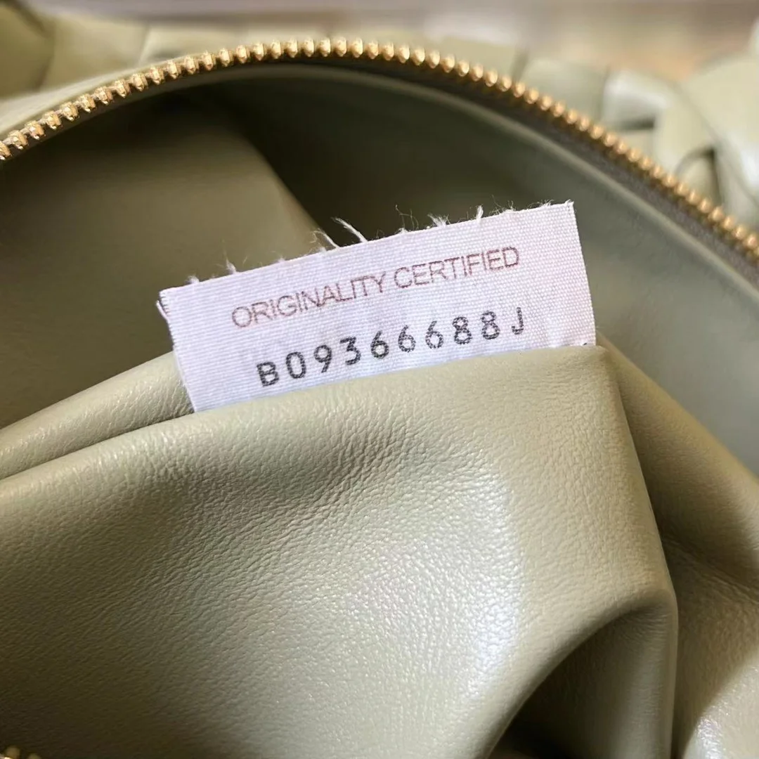 BOTTEGA VENETA Shoulder Bags Lamb Leather (Green) 48X40X16CM I30202608080015 - Image 8