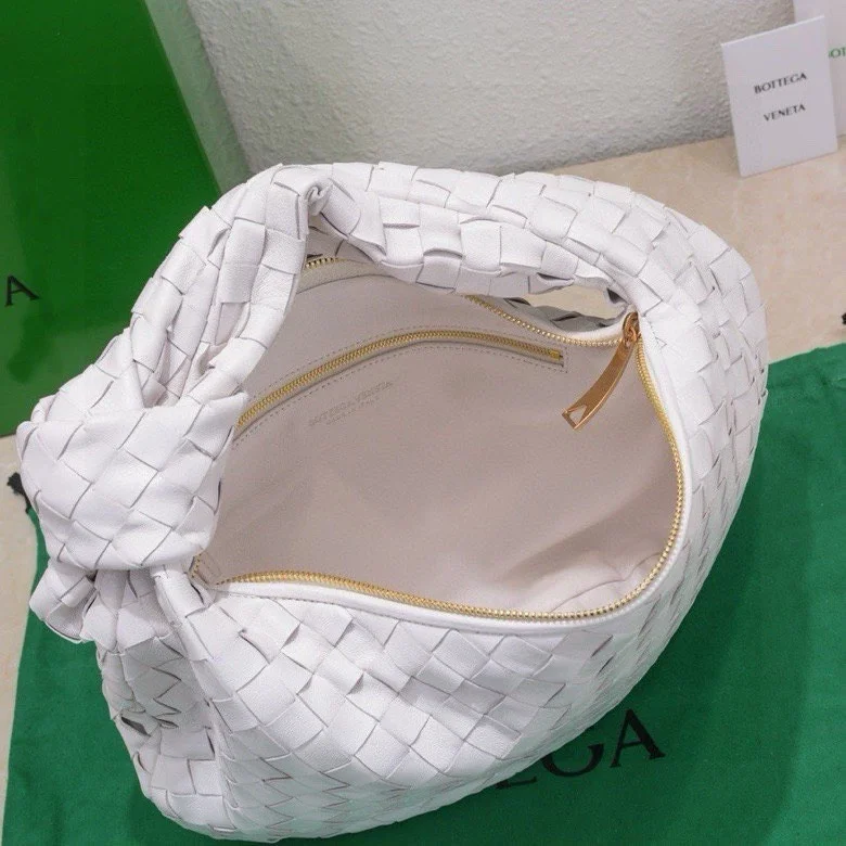 BOTTEGA VENETA Shoulder Bags Lamb Leather (White) 40X48X16 I30202608080086 - Image 7